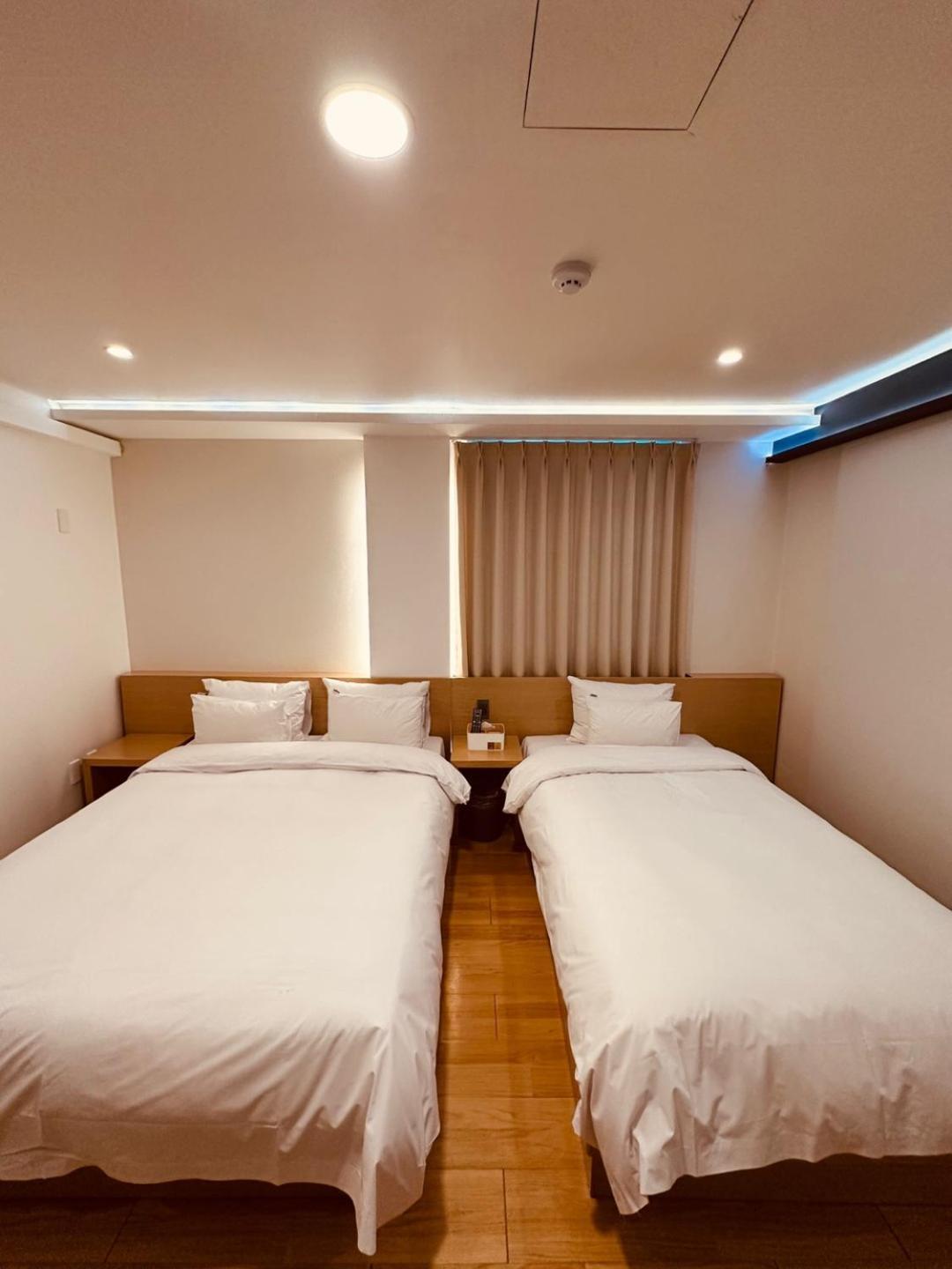 H Avenue Chuncheon Hotel Exterior foto
